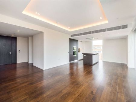 Spacious three bedroom apartment with balcony. - Photo 4