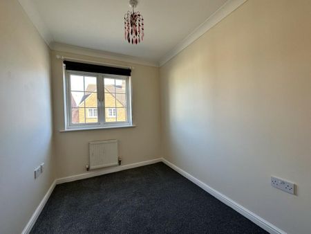 3 bedroom terraced house to rent - Photo 3