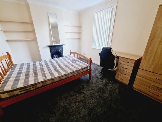 3 Bed Student Accommodation - Photo 1