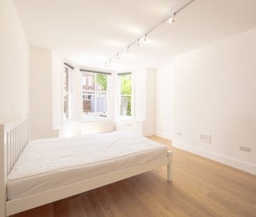 2 Bed Flat, Goldhurst Terrace, NW6 - Photo 5