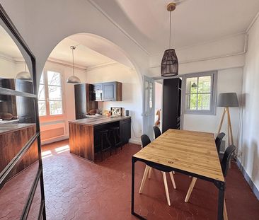 A LOUER AVIGNON INTRA MUROS (84000) : un appartement 2 pièces - 58m... - Photo 6