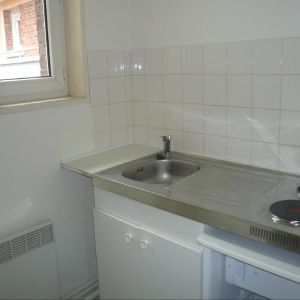 Location Appartement 1 pièce 28m² LILLE 59000 - Photo 2