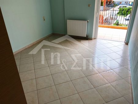 Διαμέρισμα προς ενοικίαση 470 € - Photo 3
