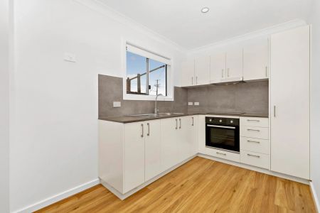 BRIGHT AND AIRY FLAT - Photo 4