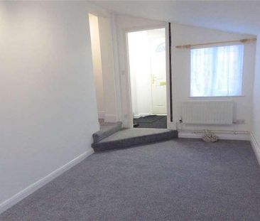 Summerland Avenue, Minehead, TA24 - Photo 2