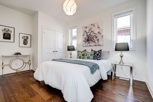 For Lease - 42 Mallery Street, Richmond Hill, Ontario - Photo 1