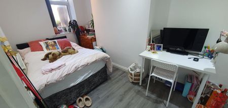 3 bedroom flat share to rent - Photo 3
