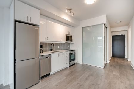 For Lease - 2343 Khalsa Gate Unit# 513, Oakville, Ontario - Photo 4