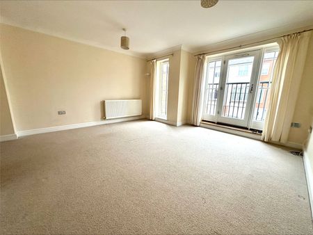 4 bedroom house to rent Priory Gardens, Sudbury, CO10 - Photo 2