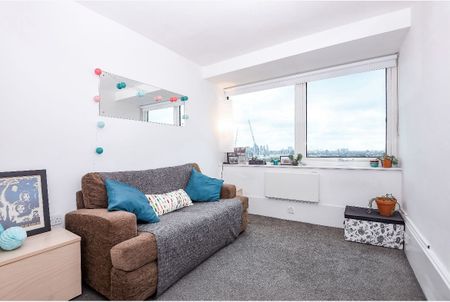 2 Bed Flat, Aragon Tower, SE8 - Photo 4