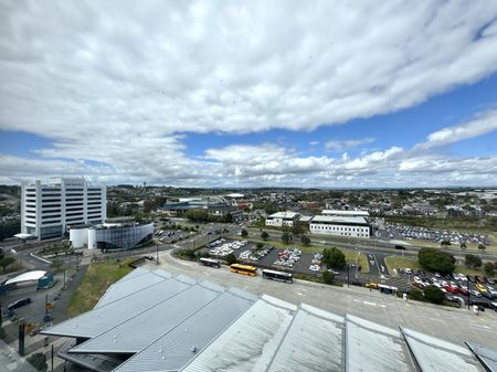 Unit 1110, 17 Putney Way, Manukau, Auckland - Photo 2