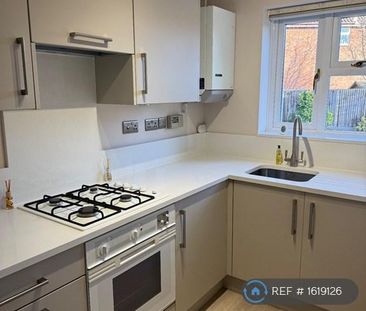 2 bedroom terraced house to rent - Photo 4