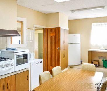 4 Bedrooms Central - Photo 2