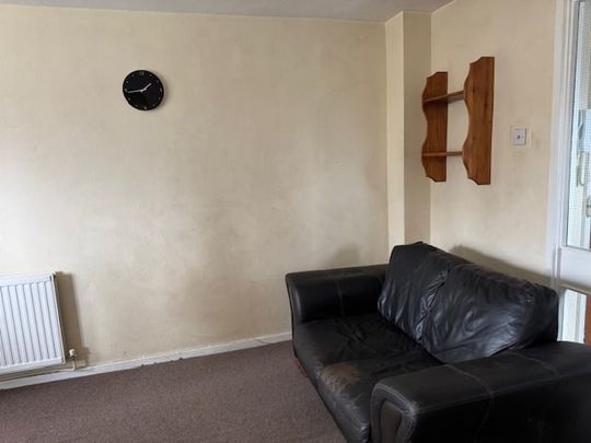 1 Bed Flat, Chichester Road, CR0 - Photo 1