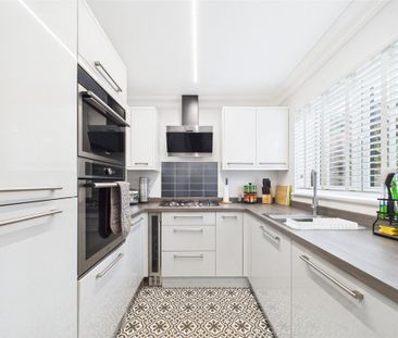 2 bedroom terraced house to rent - Photo 3