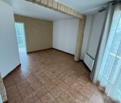 Location Appartement 4 pièces 70m² ST DENIS 93200 - Photo 1