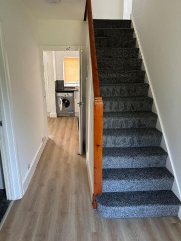 6 bedroom private hall to rent - Photo 4