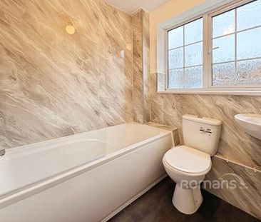 2 bedroom maisonette to rent - Photo 3