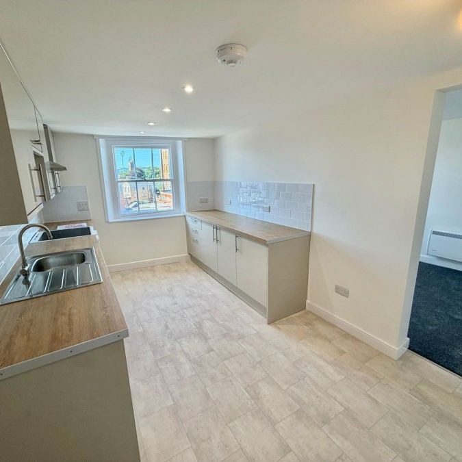 Cheapside, Taunton, Somerset - Photo 1