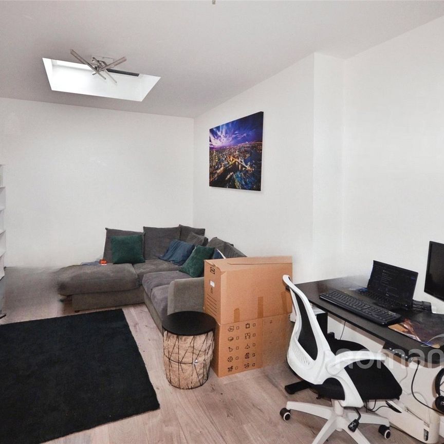 2 bedroom house to rent - Photo 1