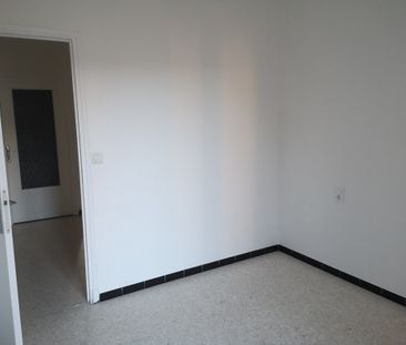 Apartment - Photo 2