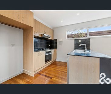 4/61A Station Street, Fairfield, Vic 3078 - Photo 2