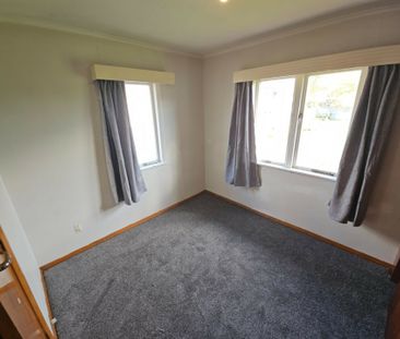 Sunny Sutton - Photo 6