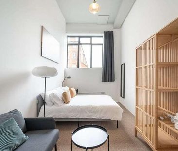 High Road, North Finchley, N12 - Photo 3