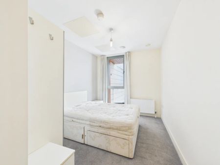 Apartment 11.22, The Arc 2L - Photo 3