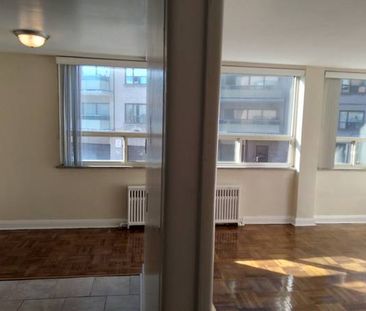 1 Bedroom /1 Bath Apartment for Rent - Photo 2