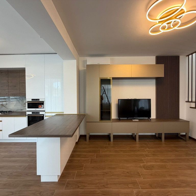 Casa 5 camere, 4 dormitoare, 3 bai, NOU, Terasa Rooftop, Școală Americ - Photo 1