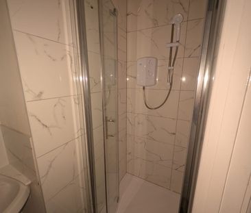 Room in a Shared House, Middleborough Road, CV1 - Photo 2