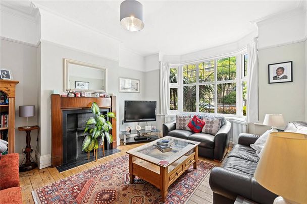 3 bedroom terraced house to rent - Photo 1