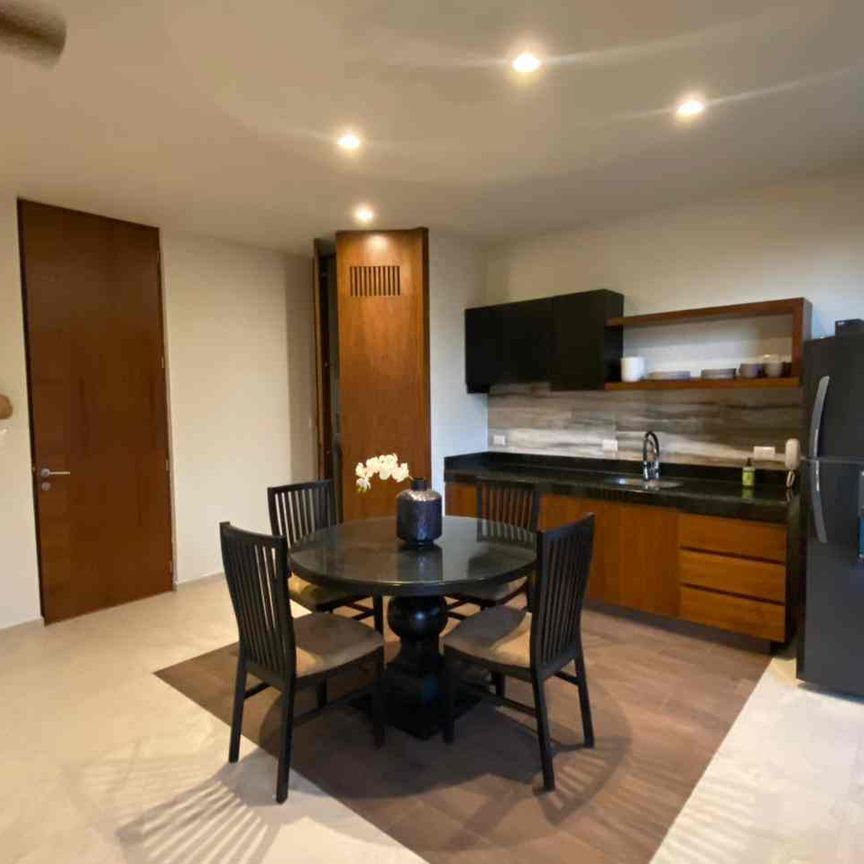 Hermoso departamento inteligente, amueblado, de 1 recámara, en exclusivo condominio. - Photo 1