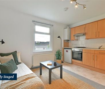 Studio to rent - Photo 5
