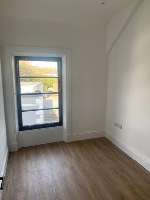 Unit 2, 2 West Street, Carrickfergus, BT38 7AR - Photo 1