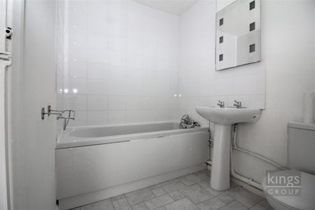 2 Bedroom Flat To Let - Photo 5