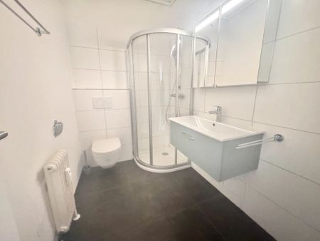 Sonnige 2-Zimmer-Wohnung mit Balkon in der Terrassenhaussiedlung, Graz - Photo 2