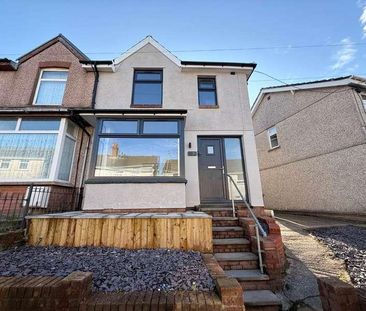 Pencoed Avenue, Cefn Fforest, Blackwood, NP12 - Photo 4