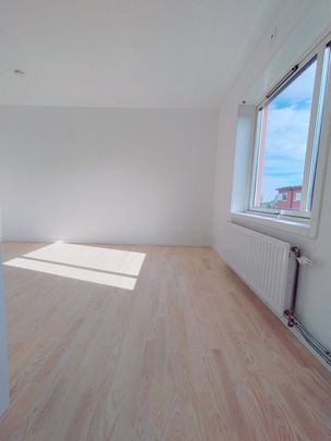 Bjursätragatan, Bandhagen - Photo 1