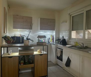 Location Appartement 2 pièces 39m² EYSINES 33320 - Photo 2