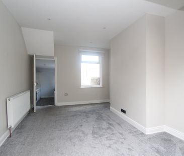 3 bedroom house to rent - Photo 3