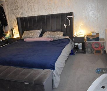 2 bedroom detached house to rent - Photo 1