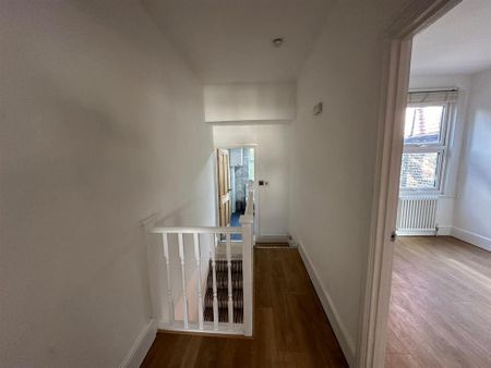 2 bedroom terraced house to rent - Photo 5