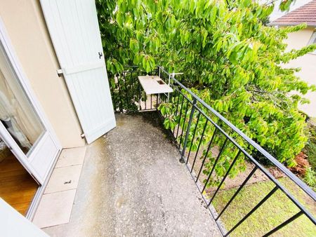Location Maison 5 pièces 124m² CHARNAY LES MACON 71850 - Photo 5
