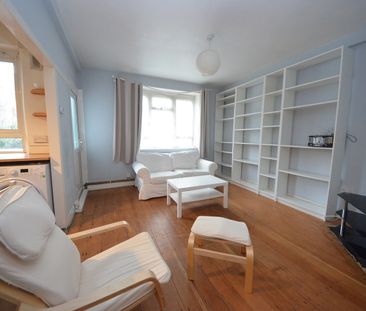 3 Bed Flat, Greenleaf Close, SW2 - Photo 1