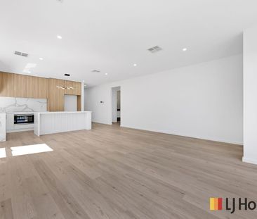 Spacious Modern 4-Bedroom Home in a New & Developing Area of Sunbury - Photo 1