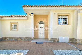 Incredible villa 1 minute from La Zenia be