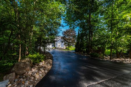 For Lease - 192 Gilwood Park Drive, Penetanguishene, Ontario - Photo 2