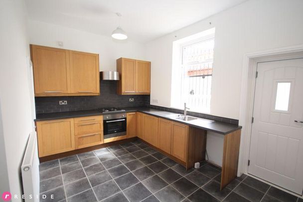2 bedroom terraced house to rent - Photo 1